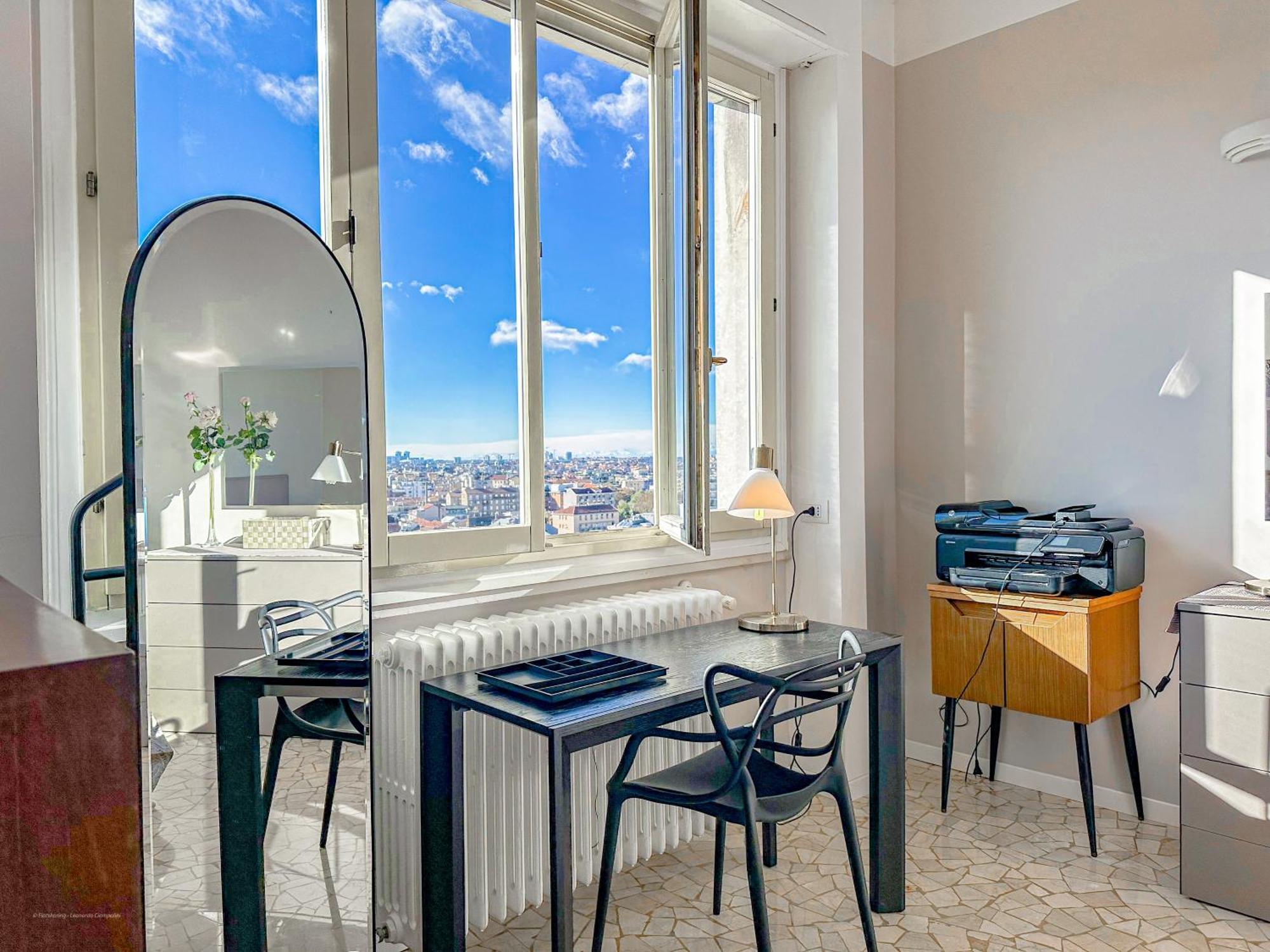Ariberto Panoramica - 13 Piano - 8 Min Da Duomo Appartement